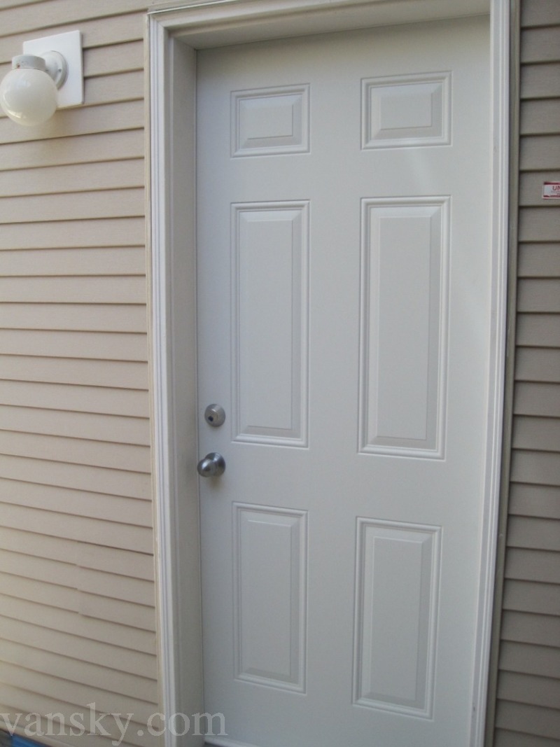 200829151842_Front door.JPG